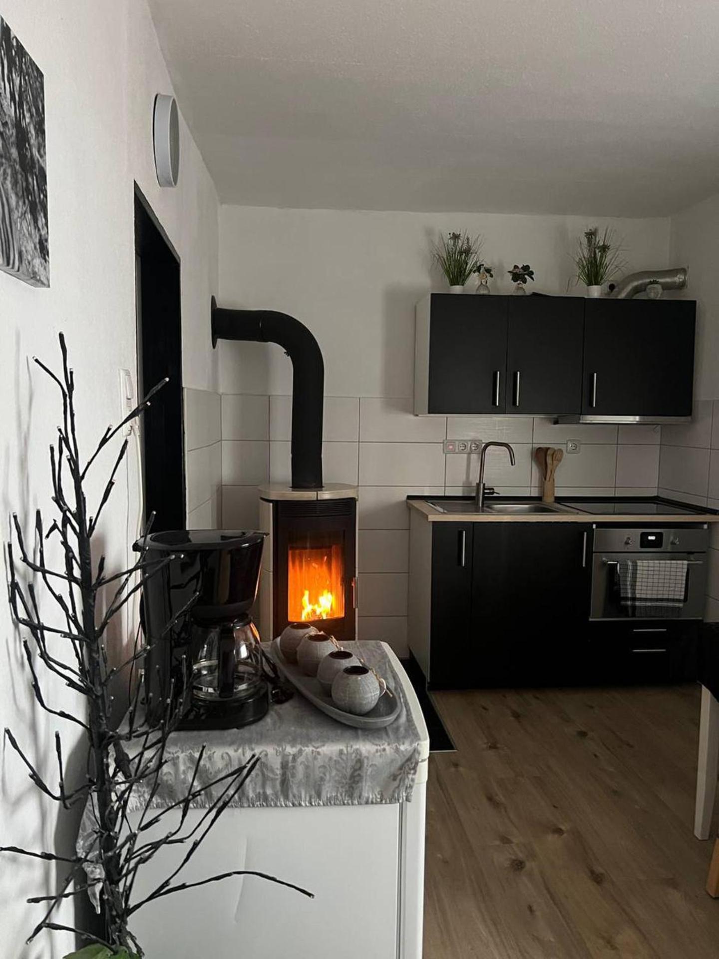 Lovely 1-Bed Apartment In Koblenz 코블렌츠 외부 사진